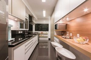 Длинная кухня гостиная дизайн