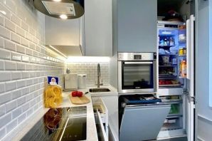Узкий холодильник для маленькой кухни
