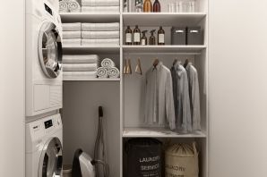 Гардеробная комната со стиральной машиной