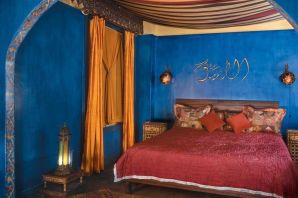 Интерьер комнаты в арабском стиле
