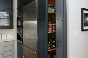 Шкаф с холодильником в прихожую