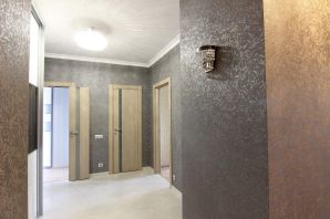 Антивандальное покрытие стен в коридоре