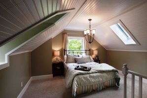 Дизайн спальни со скошенным потолком