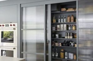 Кухонные шкафы с раздвижными дверцами
