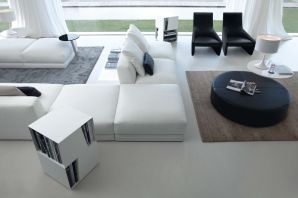 Модульный диван из пуфов