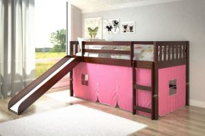 Кровать чердак с горкой и лестницей