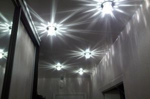 Размещение светильников на потолке
