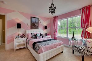 Дизайн комнаты с розовыми стенами