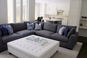 Мягкий угловой диван в гостиную