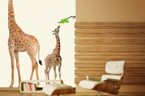 Жираф в комнате