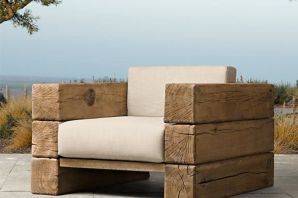 Лофт деревянный диван