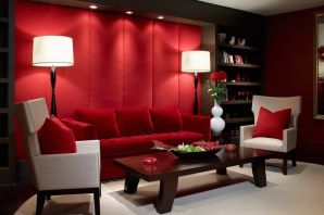 Красная мебель