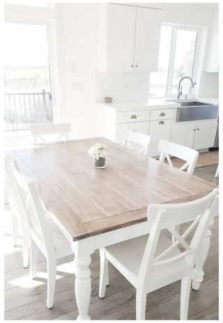 Стол деревянный белый кухонный