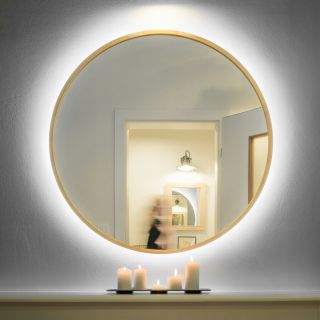 Зеркало с подсветкой в интерьере