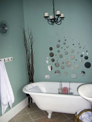 Крашеные стены в ванной комнате