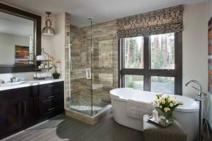 Ванная с окном дизайн интерьера