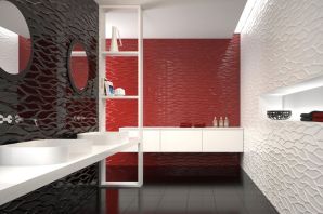 Матовая плитка на стене в ванной