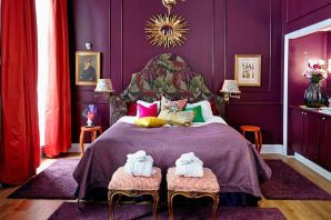 Дизайн комнаты в бордовом цвете