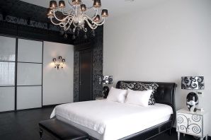 Дизайн спальни черно белого цвета