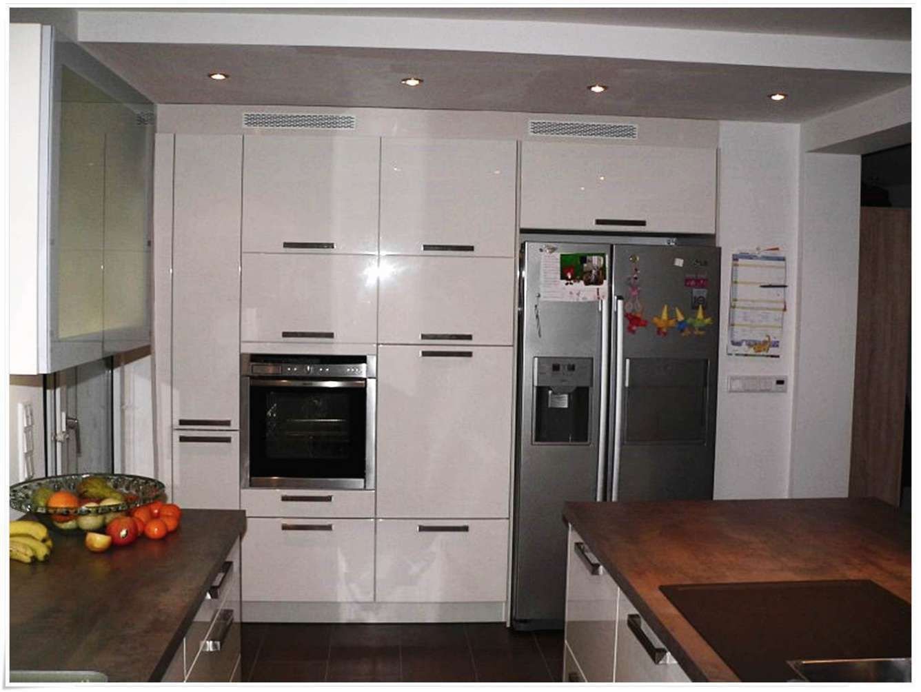 Кухни с холодильником Side by Side 18кв. М