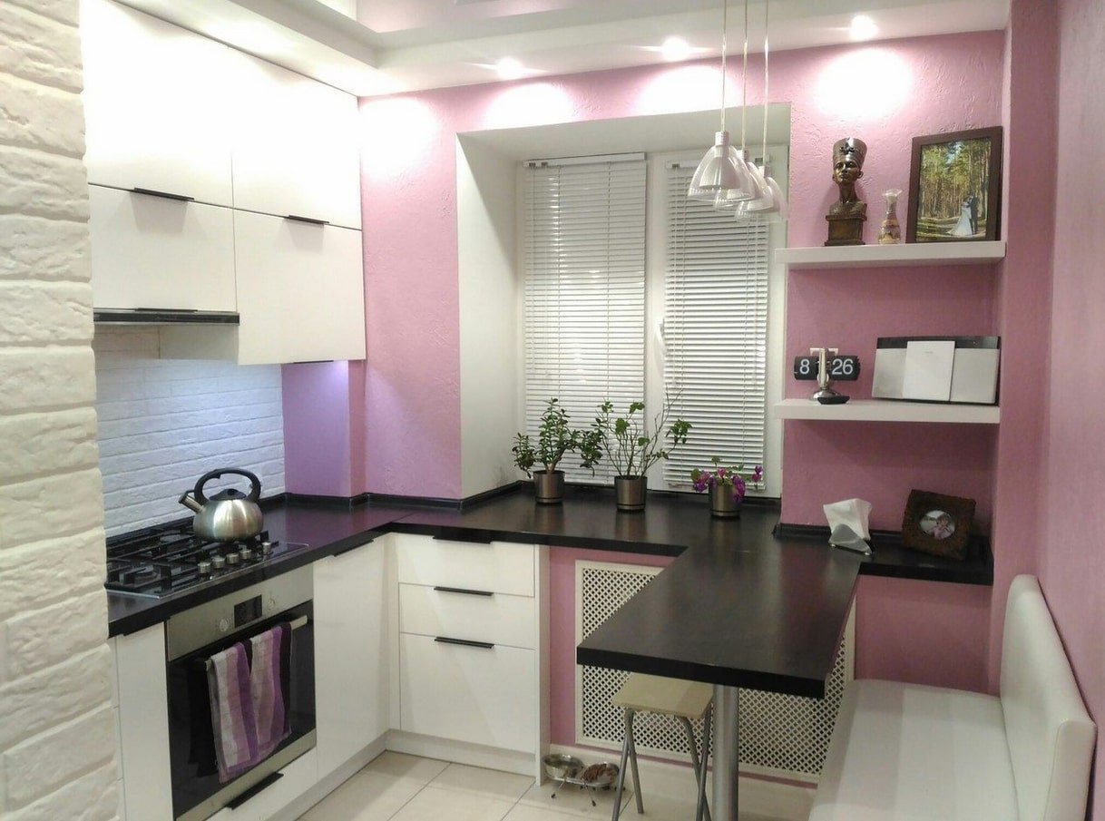 Интерьер маленькой кухни в квартире - фото и описание | магазин Кухмастер в Саратове