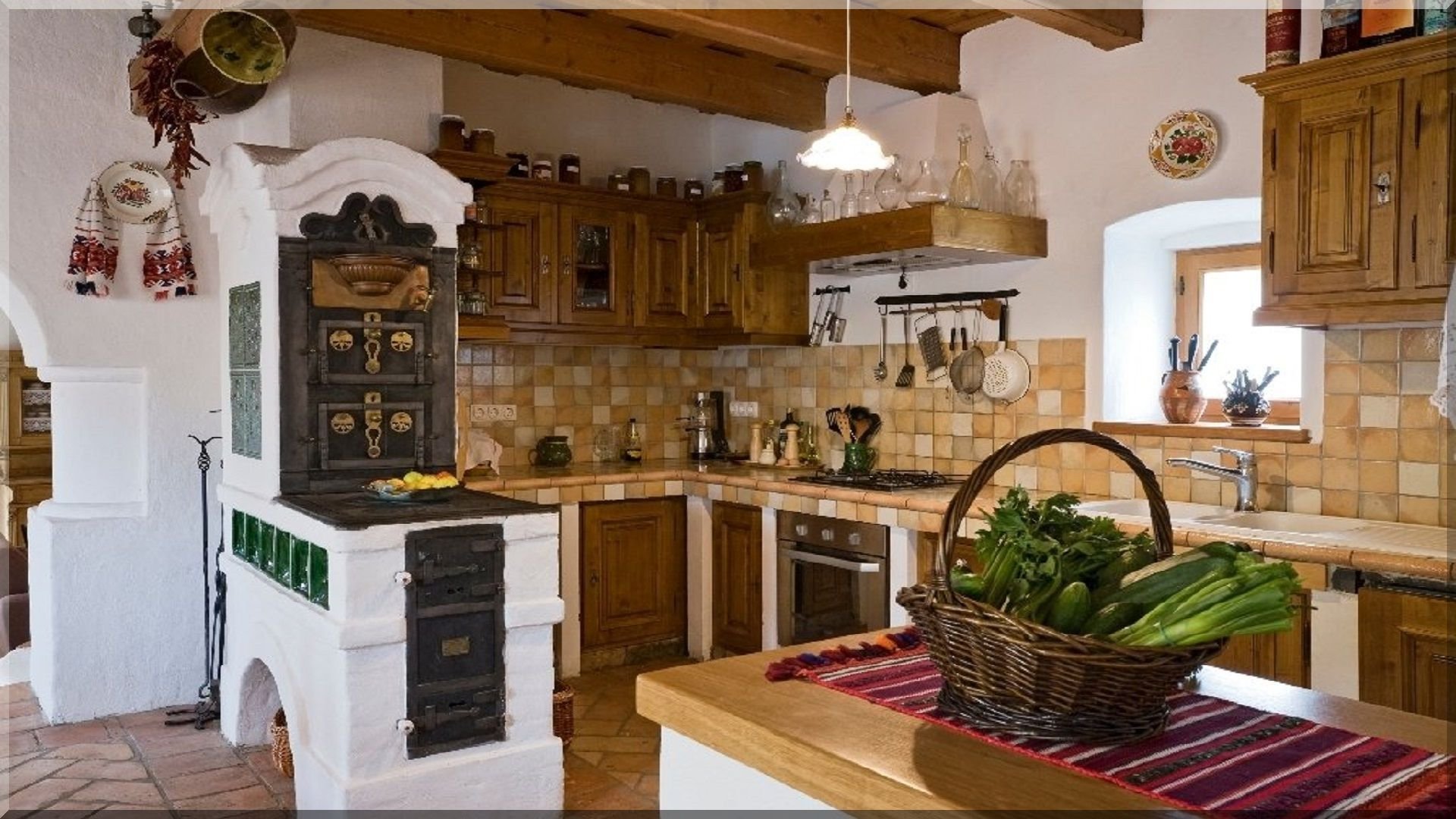 Дизайн кухни с печкой в частном доме (40 фото) - Дом kormstroytorg.ru