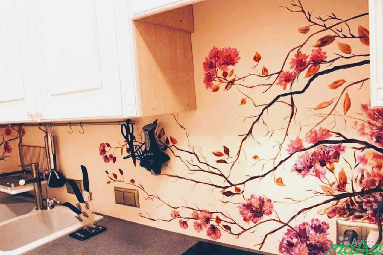 Разрисовка стен на кухне