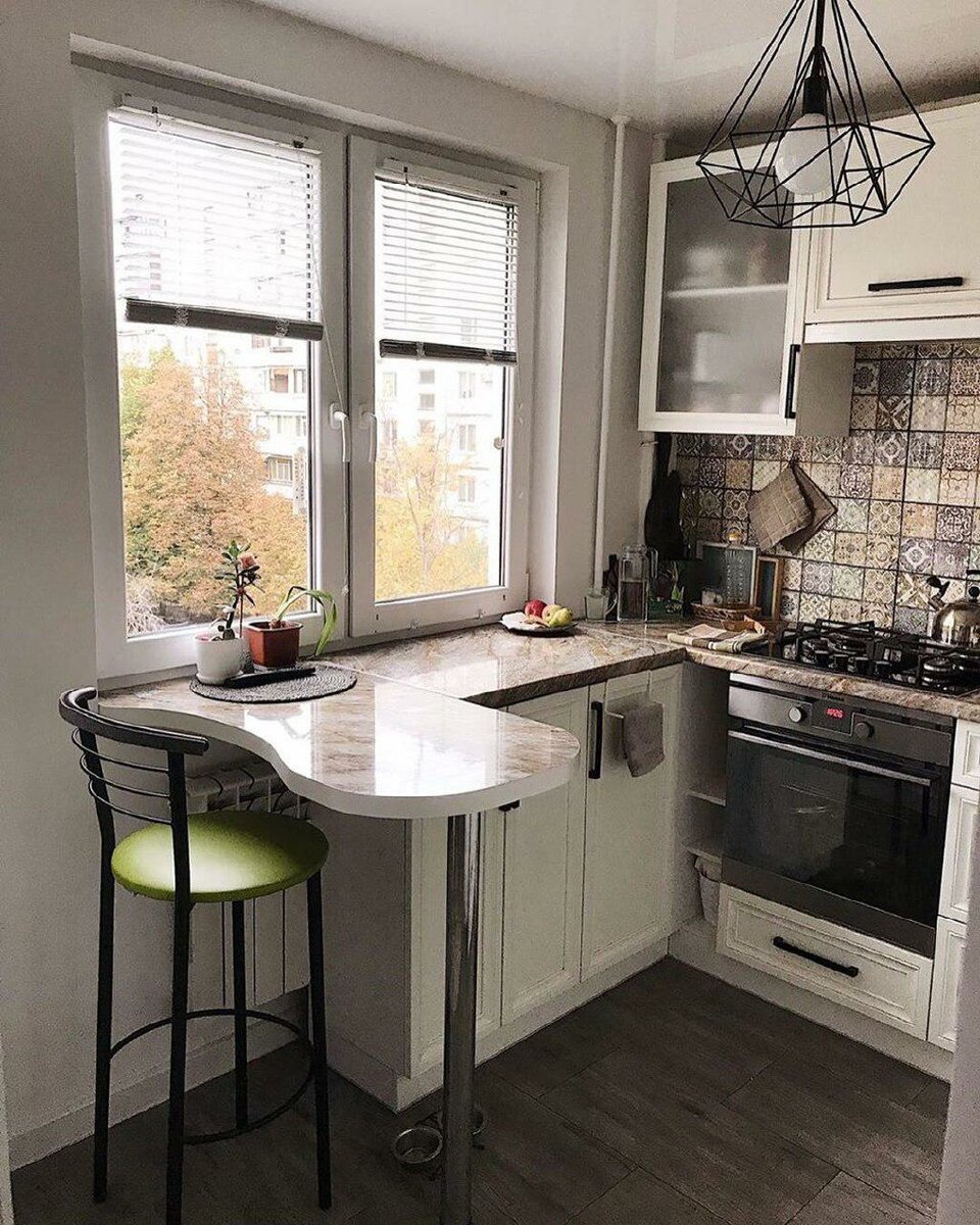 Подоконник-столешница на кухне