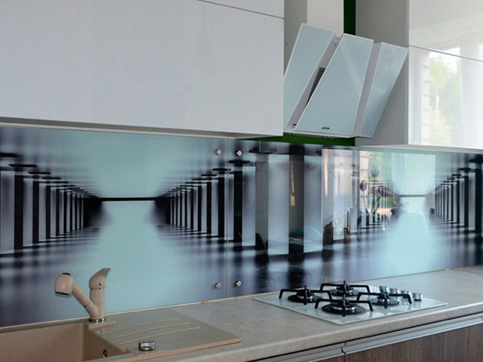 стекло на фартук для кухни прозрачное для кухни