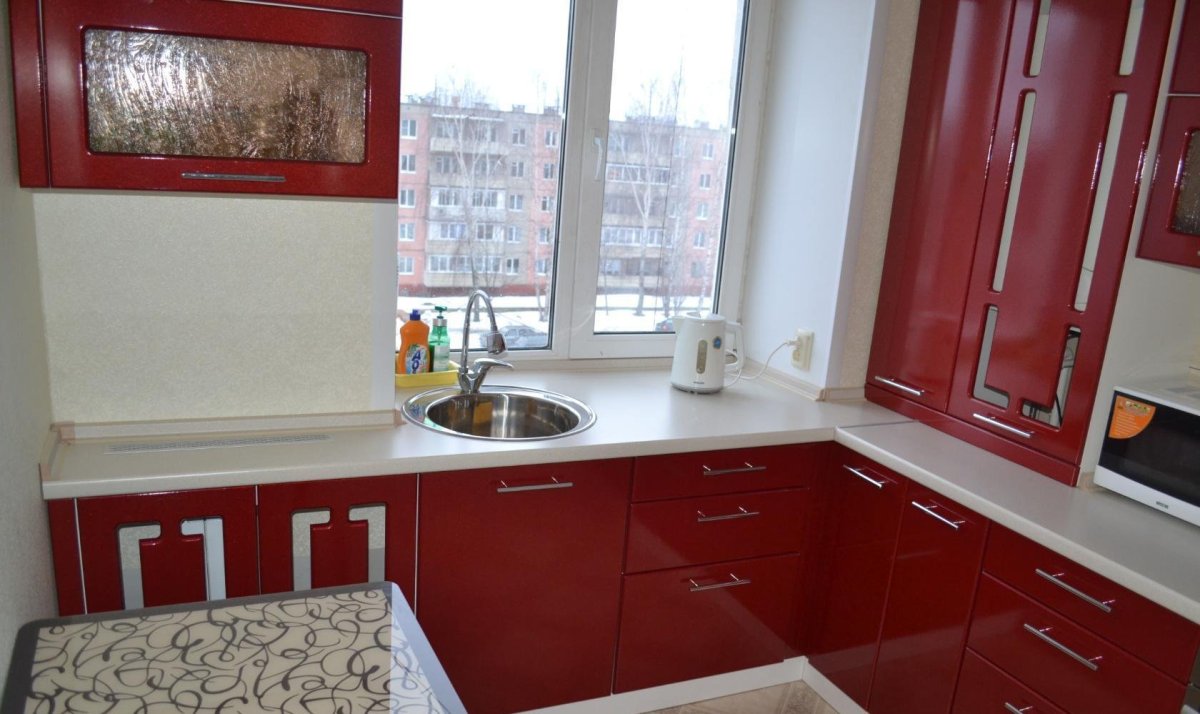 Подоконник-столешница на кухне в хрущевке