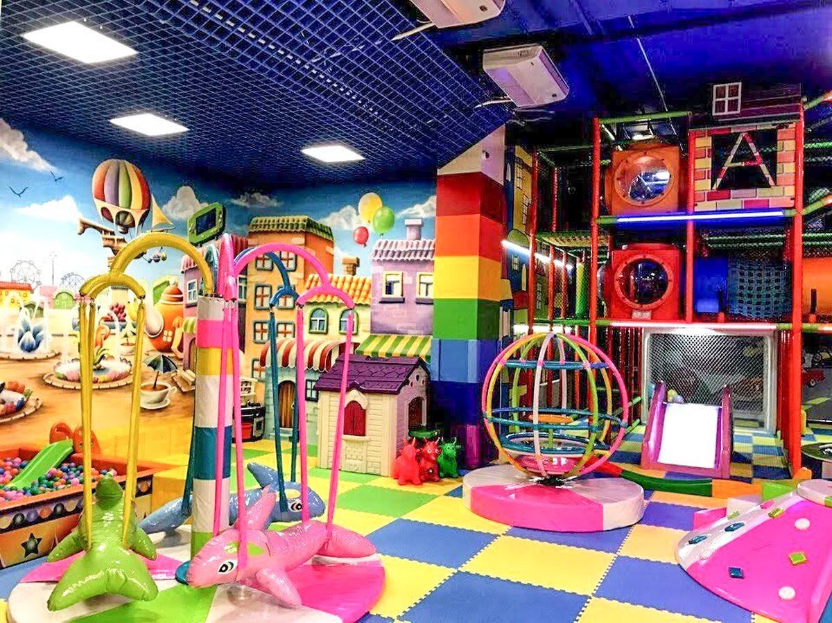 Зоны развлечений. Игровая комната. Развлекательная комната для детей. Детская игровая комната. Детские развлекательные комнаты.
