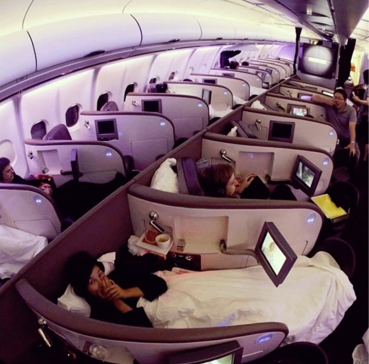 Самолет с лежачими местами