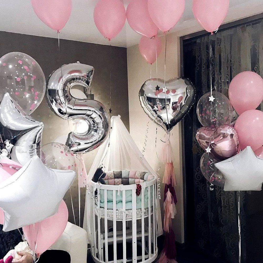 Украсить комнату на выписку из роддома