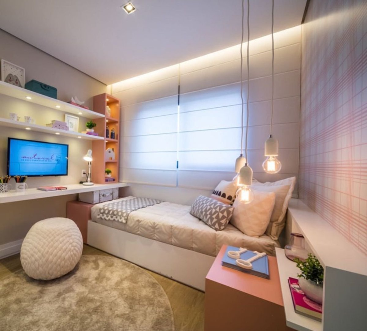 Освещение в комнате подростка