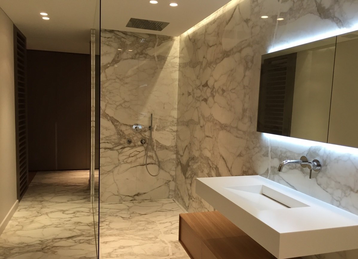 Ванна под мрамор