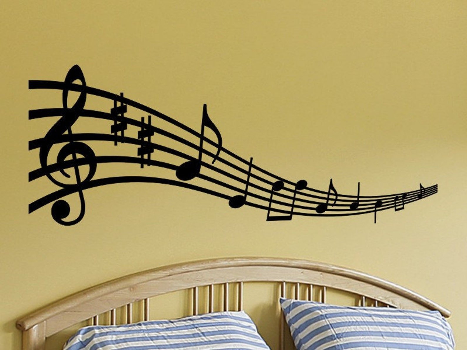 Музыкальные инструменты музыкальные музыкальный зал. Нотный стан на стене декор. Музыкальные декорации. Музыкальное панно на стену. Декор в виде нот на стену.