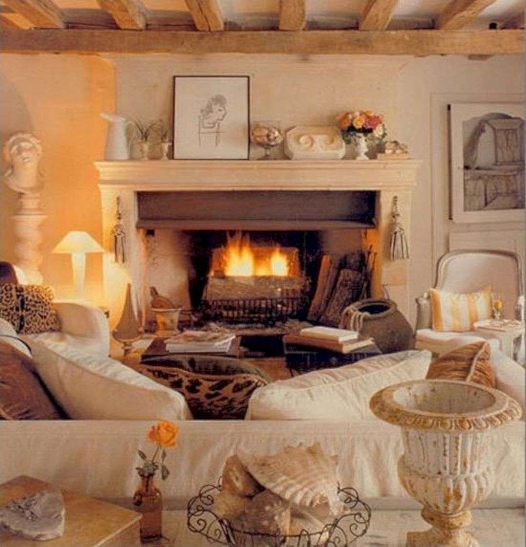 Уютная комната тепло. Уютный интерьер. Уютная комната с камином. Уютный домик с камином. Камин в доме.