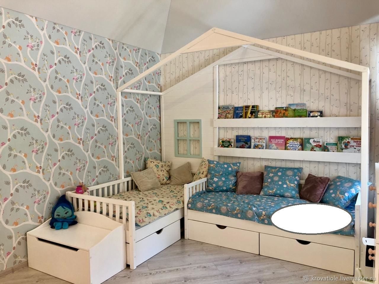 Кровать домик для детей для двоих