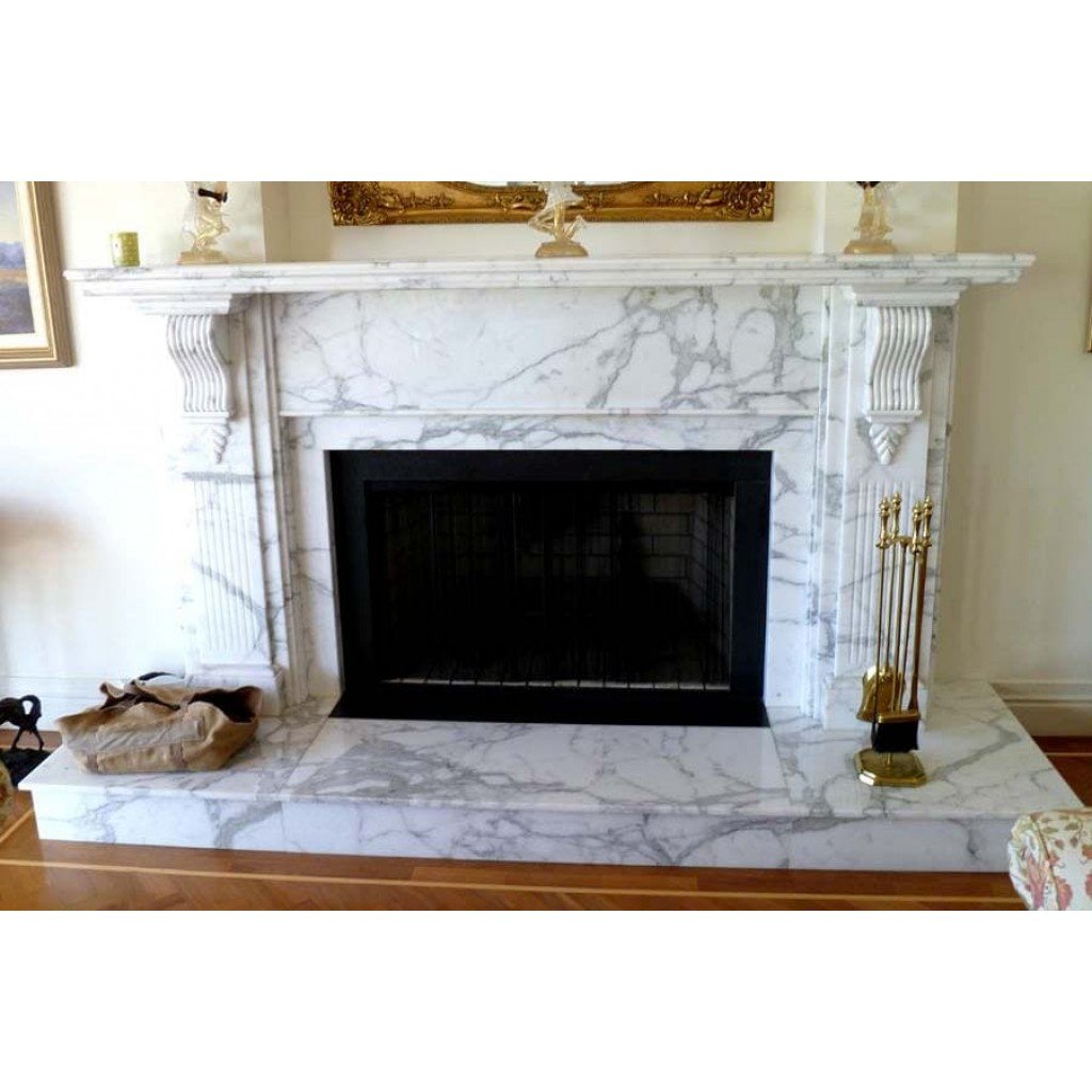 Камин облицованный плиткой под мрамор