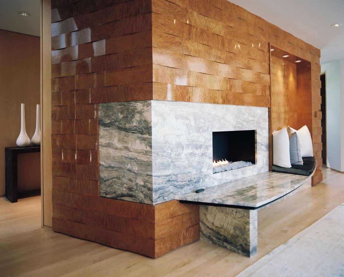 Камин отделка плиткой под мрамор