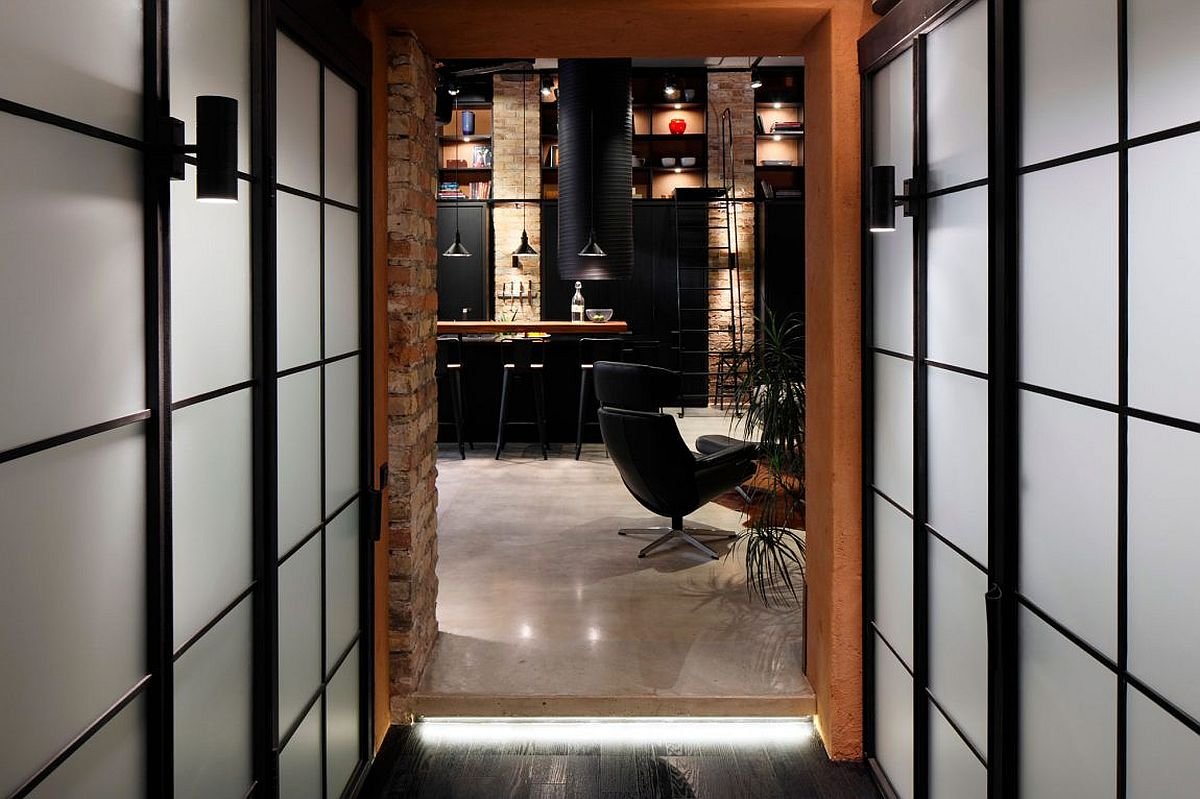 Раздвижные двери лофт в интерьере