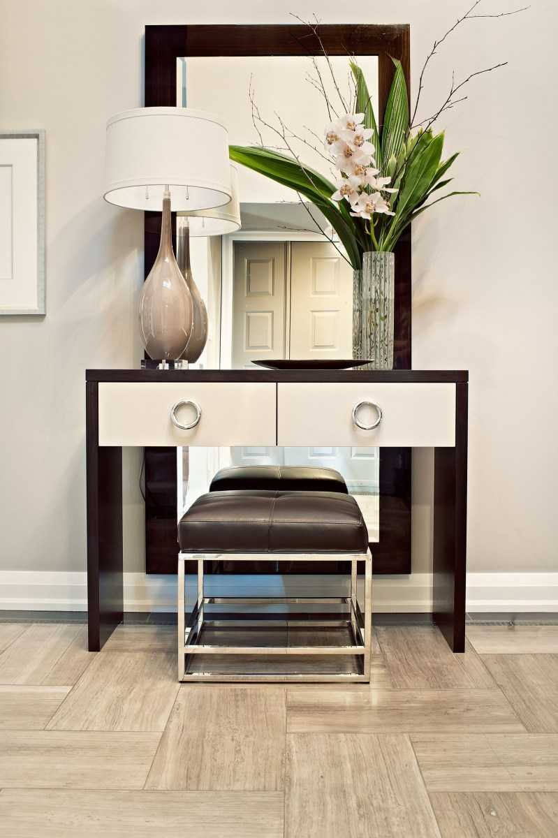 Консоль в прихожую