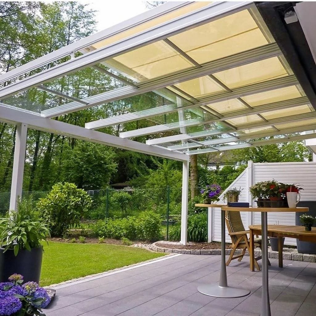 Монолитный поликарбонат зимний сад