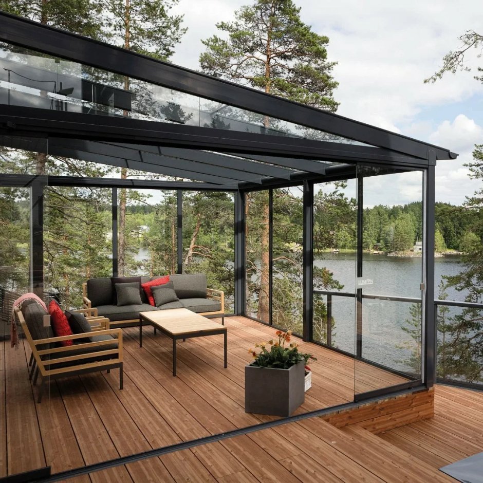 Беседка с крышей из поликарбоната