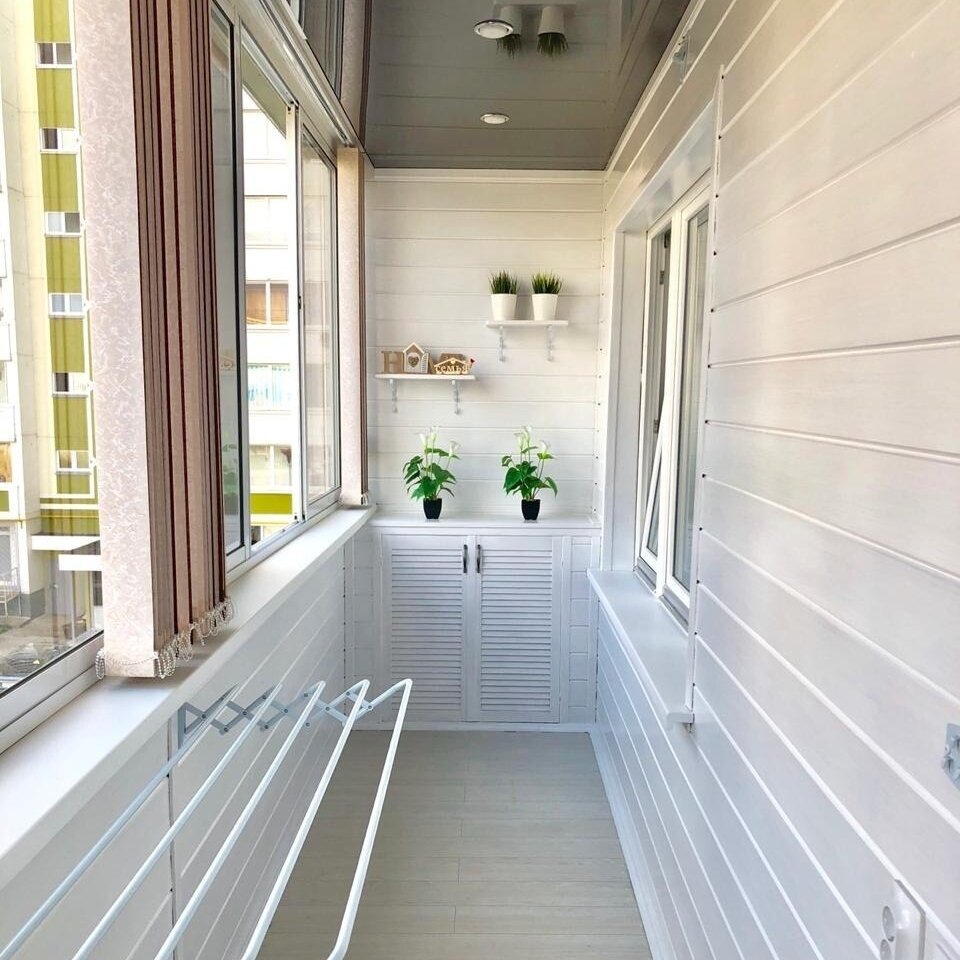 Баля вагонка на балконе