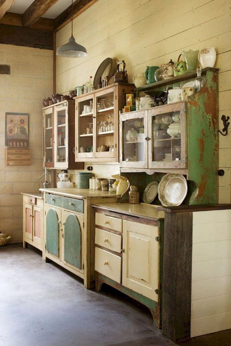 Кухонные шкафы в стиле Shabby Chic