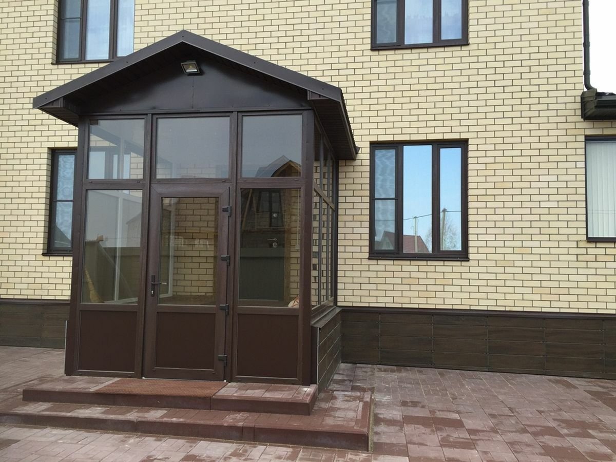 Современная входная группа