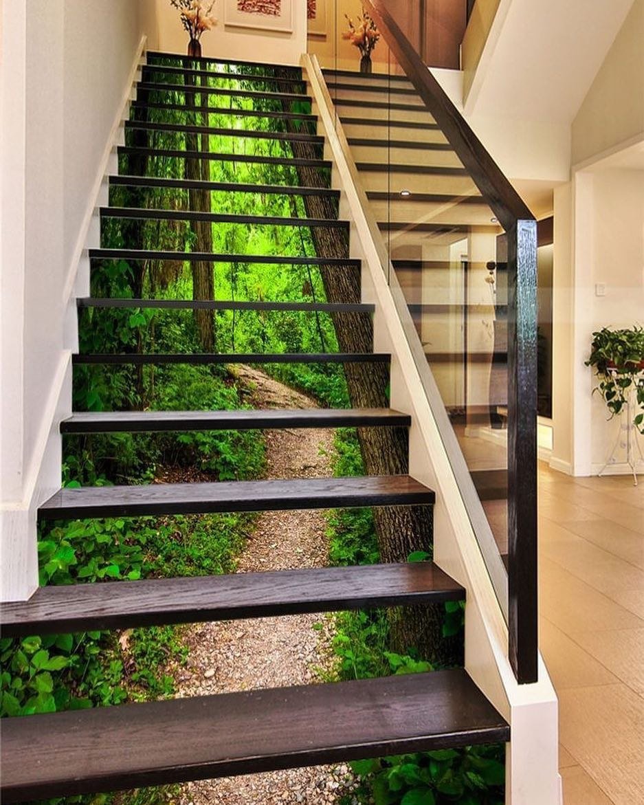 Уютная прихожая в доме