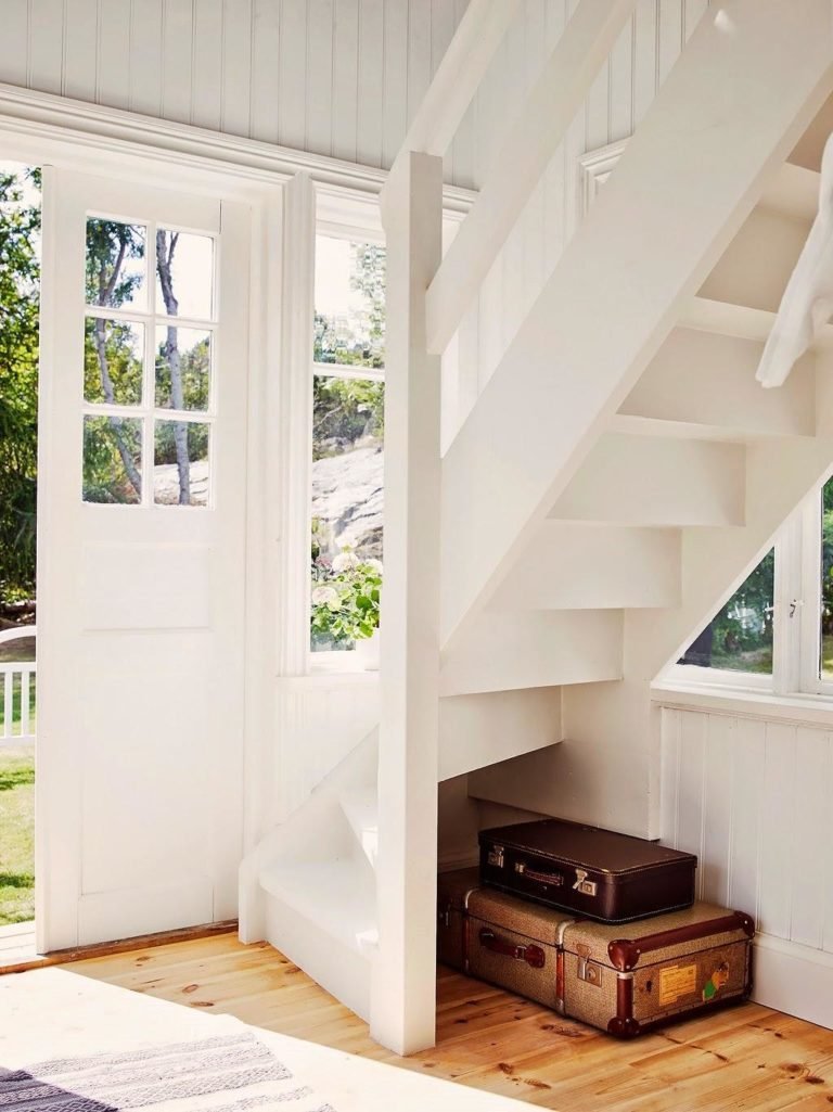 Лестница к-004м 1 п с подступенками сосна 7 уп