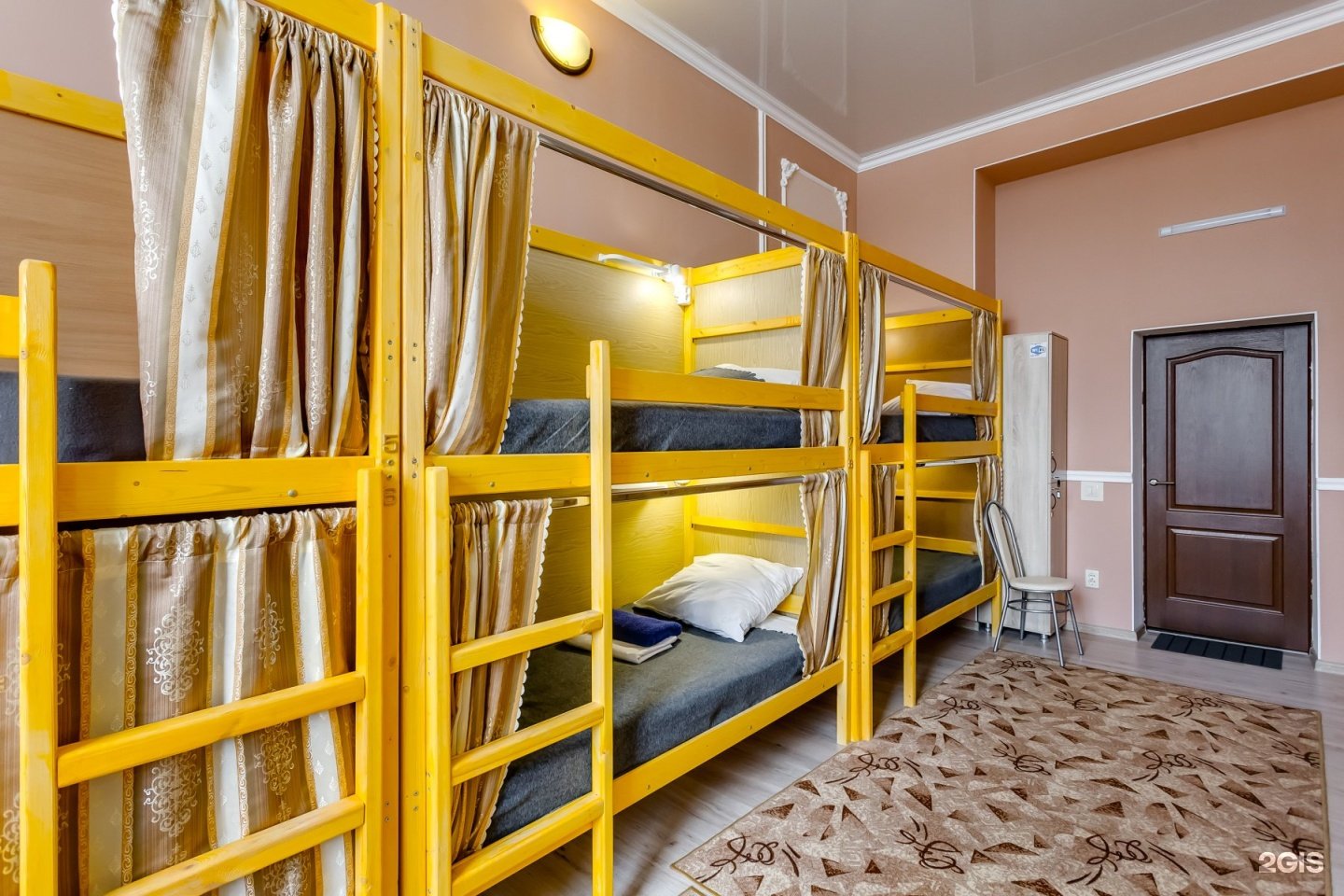 Проектирование общежитий. Хостел. Двухъярусная кровать для хостела. Планировка хостелов. Современный хостел.